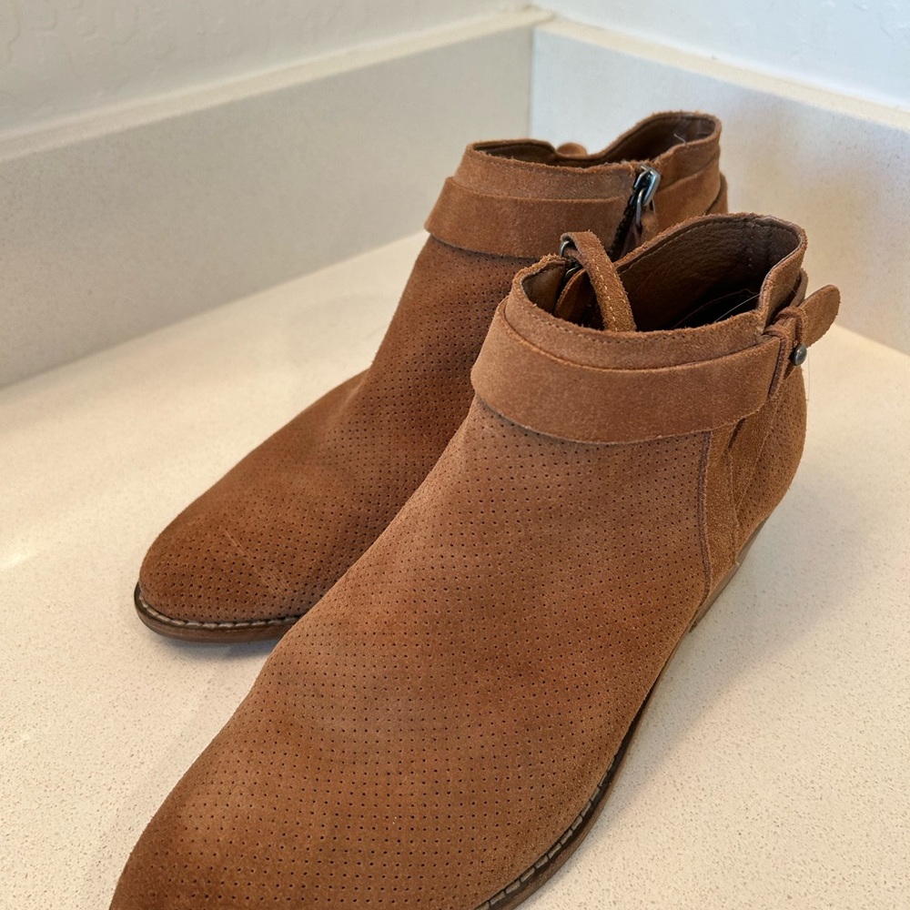 Dolche Vita ankle boots in a rusty suede